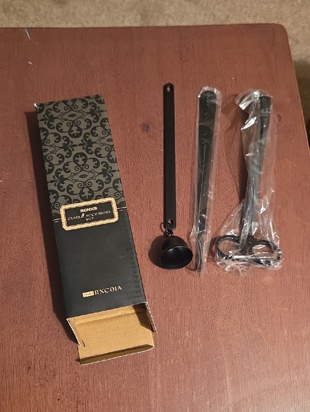 3 In 1 Candle Acc. Set - Picture 2 of 5